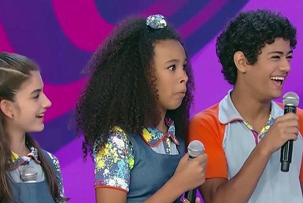 Júlia Olliver no Teleton