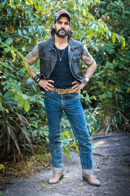 Mariano (Juliano Cazarré) de O Outro Lado do Paraíso