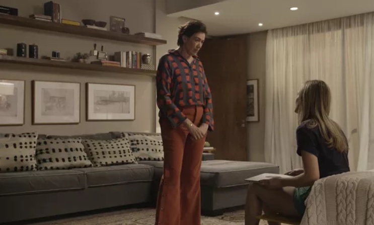 Silvana (Lilia Cabral) e Simone (Juliana Paiva) de A Forca do Querer