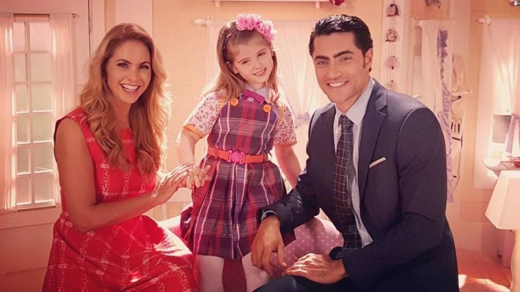 Lucero, Larissa Queiroz e Carlo Porto em Carinha de Anjo