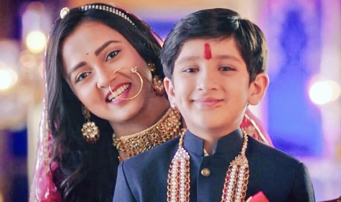 Tejaswi Prakash Wayangankar e Afaan Khan, protagonistas da novela Pehredar Piya Ki