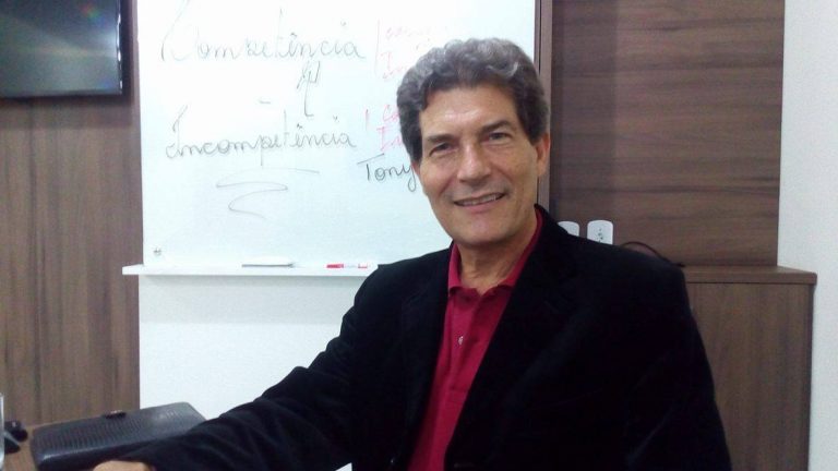 Tony Correia