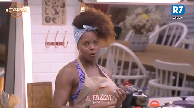 Adriana Bombom em A Fazenda - Nova Chance