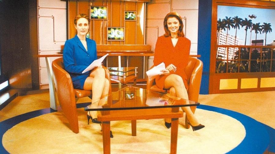 Cynthia Benini e Analice Nicolau no cenário do Jornal do SBT