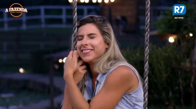 Ana Paula Minerato narra o sonho que teve com Nicole Bahls