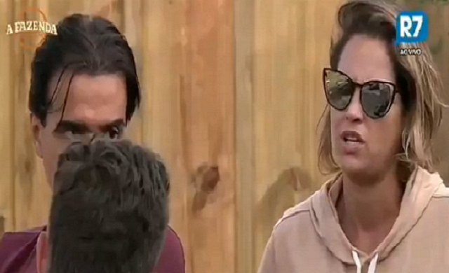 Aritana Maroni critica Flávia Viana