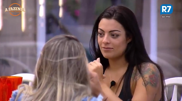 Monique Amin diz que sofreu com compulsão sexual do ex-namorado