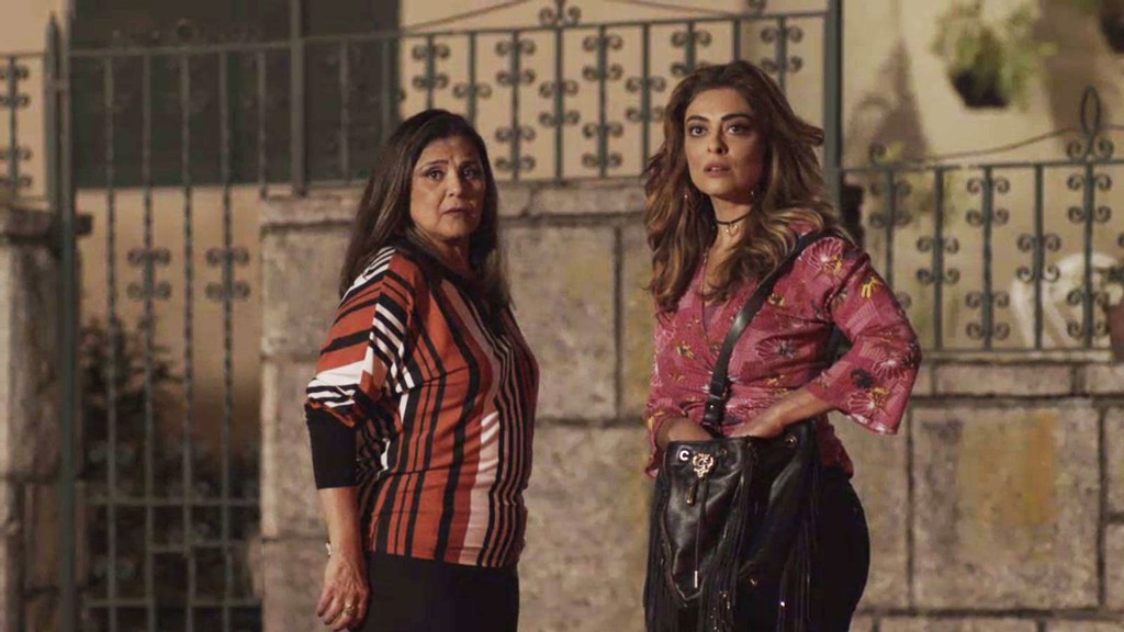 Aurora (Elizangela) e Bibi (Juliana Paes) de A Forca do Querer
