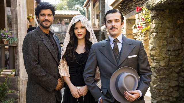 Elenco de Tempo de Amar