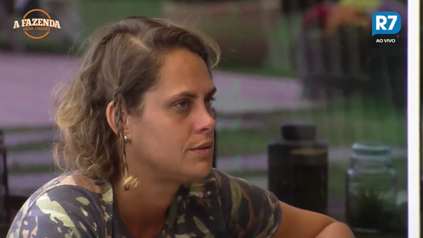 Aritana fala Monick Camargo em A Fazenda 9