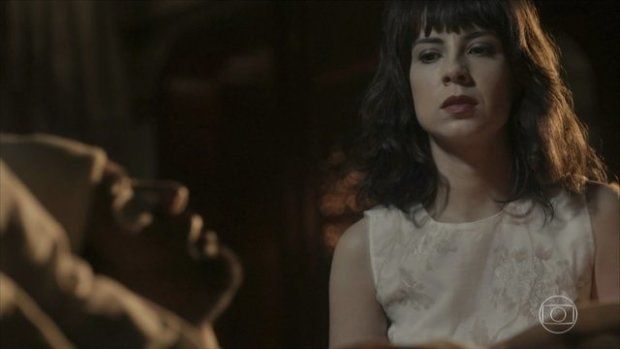 Lucinda (Andreia Horta) e Inacio (Bruno Cabrerizo) de Tempo de Amar