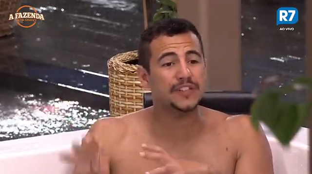 Matheus conta como teve publicação denunciada