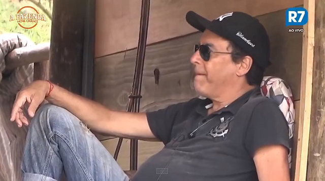 O Fazendeiro Nahim na casa da árvore