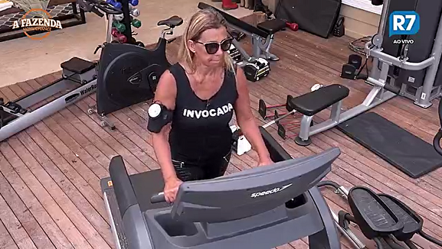 Rita Cadillac se prepara para Prova do Fazendeiro