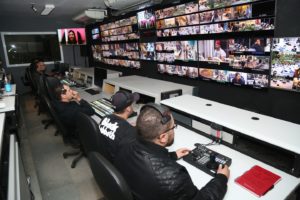Centro de controle de A Fazenda montado em Itapecerica da Serra, na Grande São Paulo