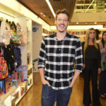 Fábio Porchat no lançamento do livro Biografia da Televisão Brasileira