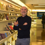 Hans Donner no lançamento do livro Biografia da Televisão Brasileira
