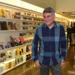 Cléber Machado no lançamento do livro Biografia da Televisão Brasileira