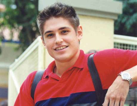 Estudante era briguento e ciumento com a namorada Drica (Divulgação/TV Globo)