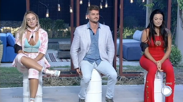 Monick, Marcos e Monique disputam décima Roça