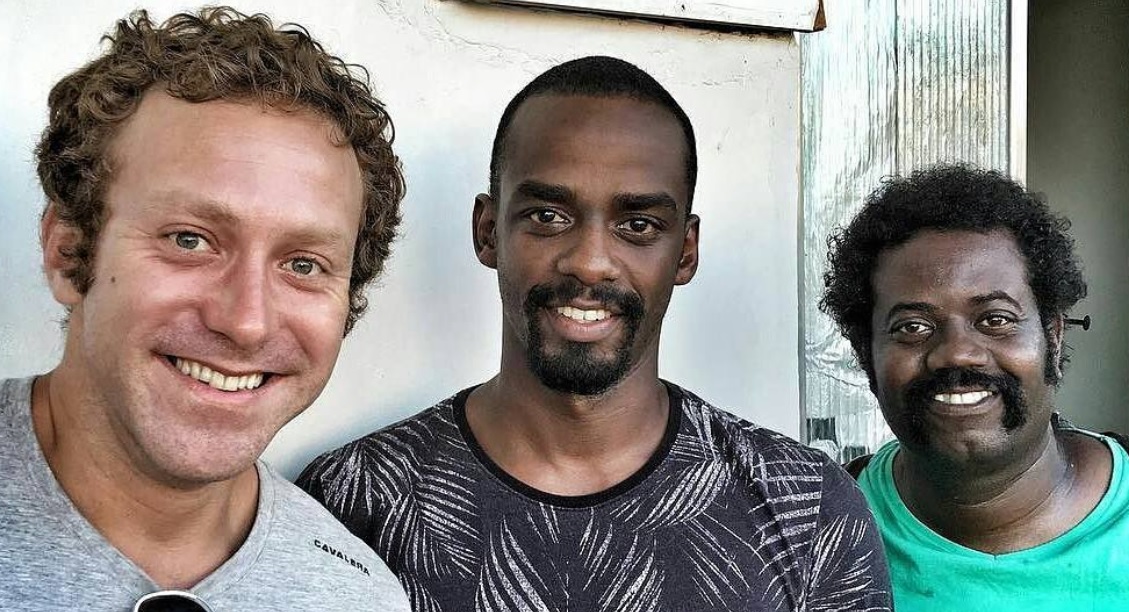 Sergio Hondjakoff e atores de nova serie da Fox