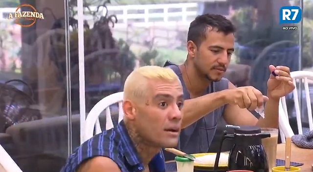 Yuri e Matheus disputam Prova do Fazendeiro