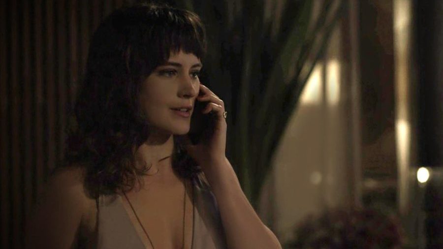 Clara (Bianca Bin) em O Outro Lado do Paraíso