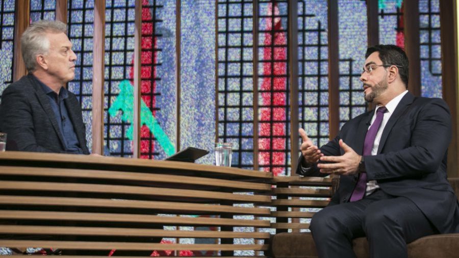 Juiz Marcelo Bretas é entrevistado por Pedro Bial