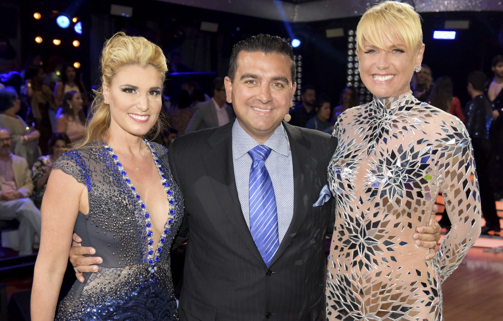 Lisa e Buddy Valastro ao lado de Xuxa no Dancing Brasil