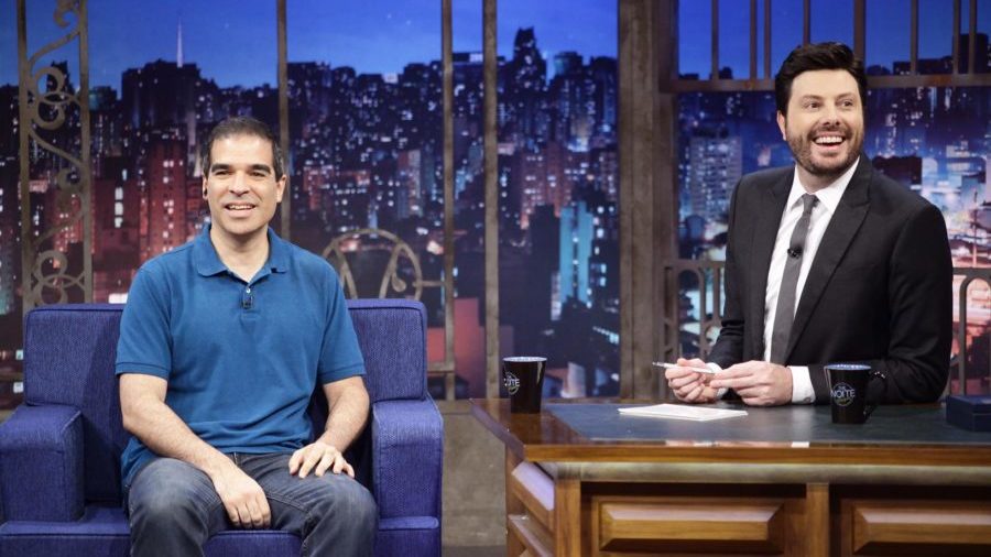 Ed Boon com Danilo Gentili no The Noite