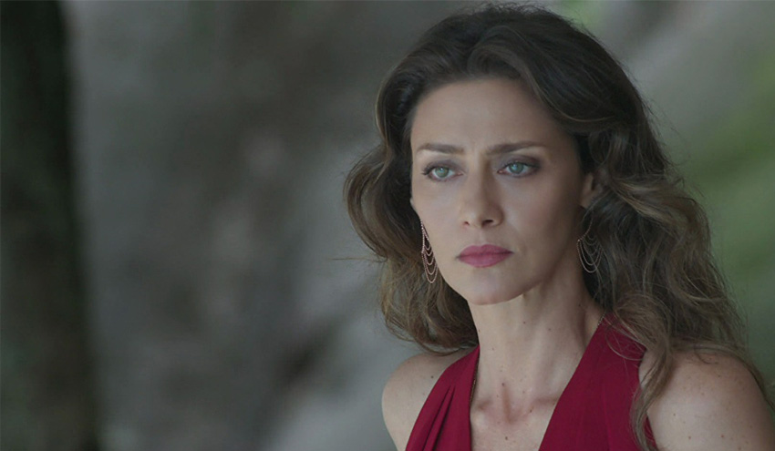 Atriz emocionou o público como a matriarca Joyce (Divulgação/TV Globo)