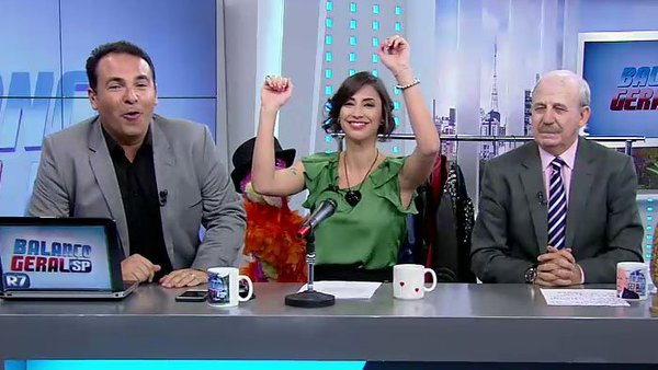 Poliana Rozado quando substituiu Fabíola Reipert no A Hora da Venenosa em 2016