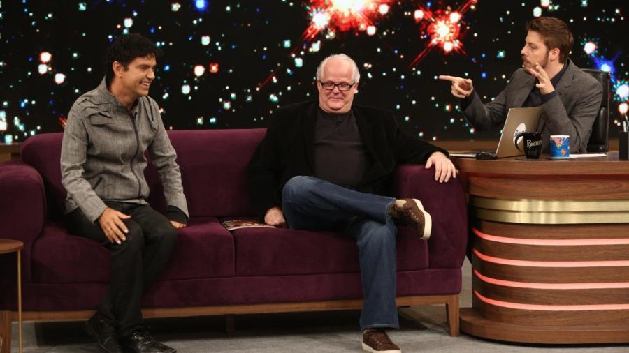 Jorge Vercillo e o ufólogo Gevaerd no Programa do Porchat