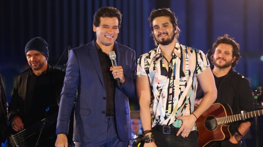 Celso Portiolli e Luan Santana no Domingo Legal Especial