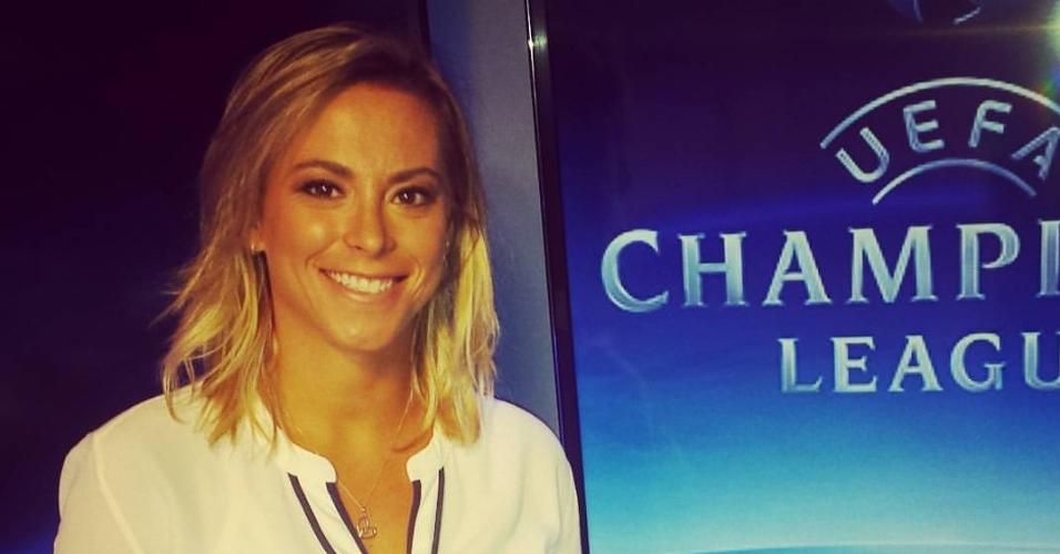 Taynah Espinoza é apresentadora do Esporte Interativo