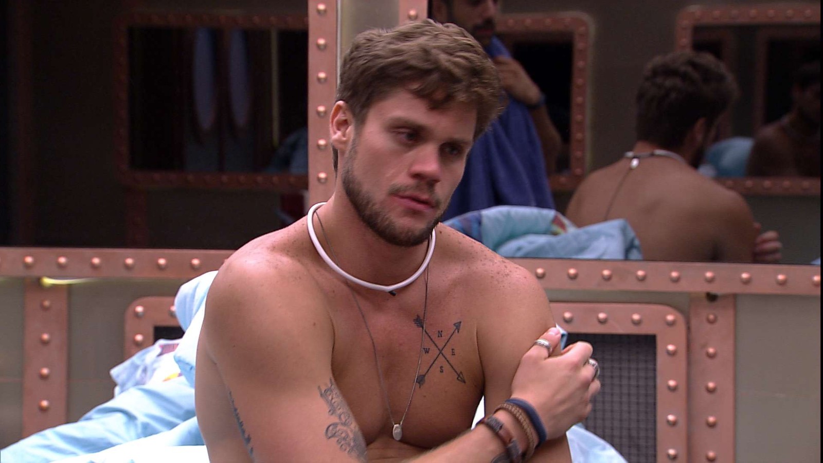 Breno não quer algo sério dentro da casa