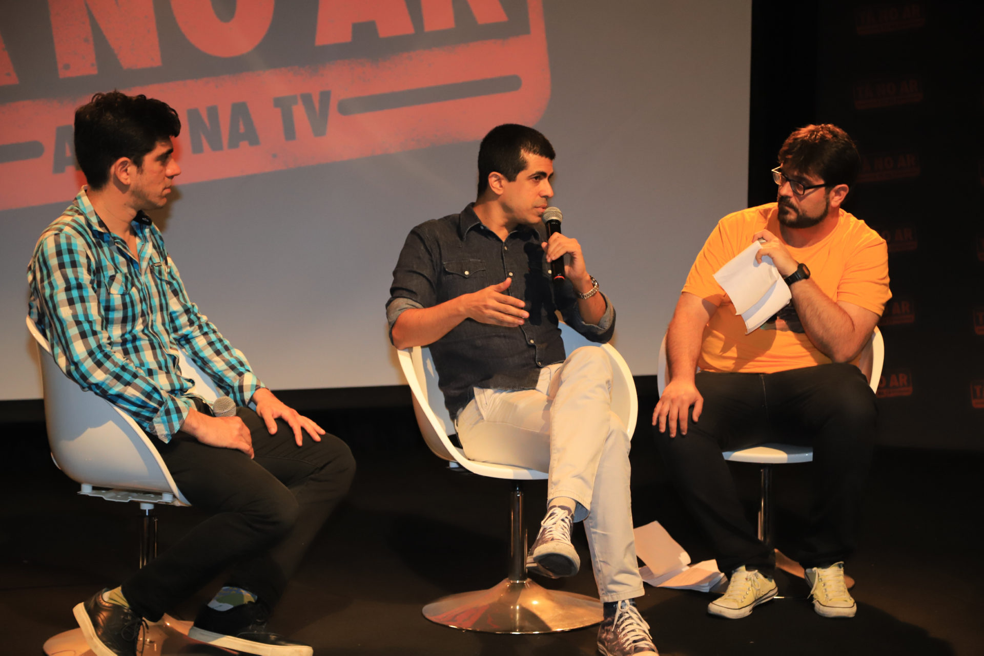 Bate-papo Tá no Ar - Marcelo Adnet, Marcius Melhem e Rodrigo Fonseca.