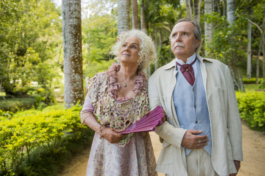 Ofélia (Vera Holtz) e Felisberto (Tato Gabus Mendes) em Orgulho e Paixão