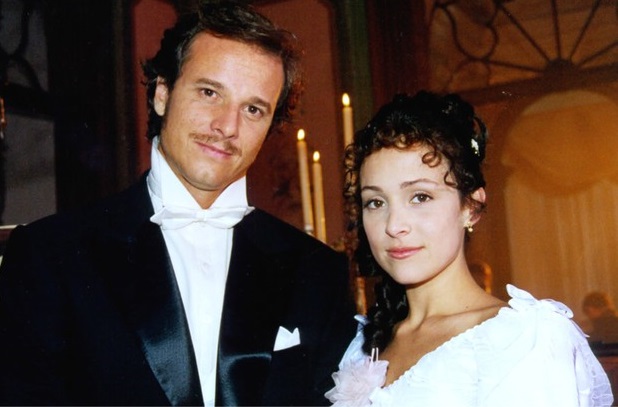 Jacinto (Marcello Novaes) e Chiquinha (Gabriela Duarte) em Chiquinha Gonzaga