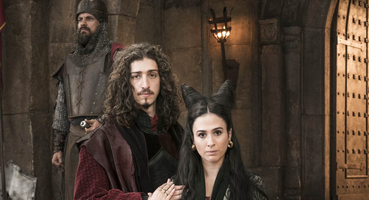 Johnny Massaro e Tatá Werneck dão vida a casal divertido (Divulgação/TV Globo)