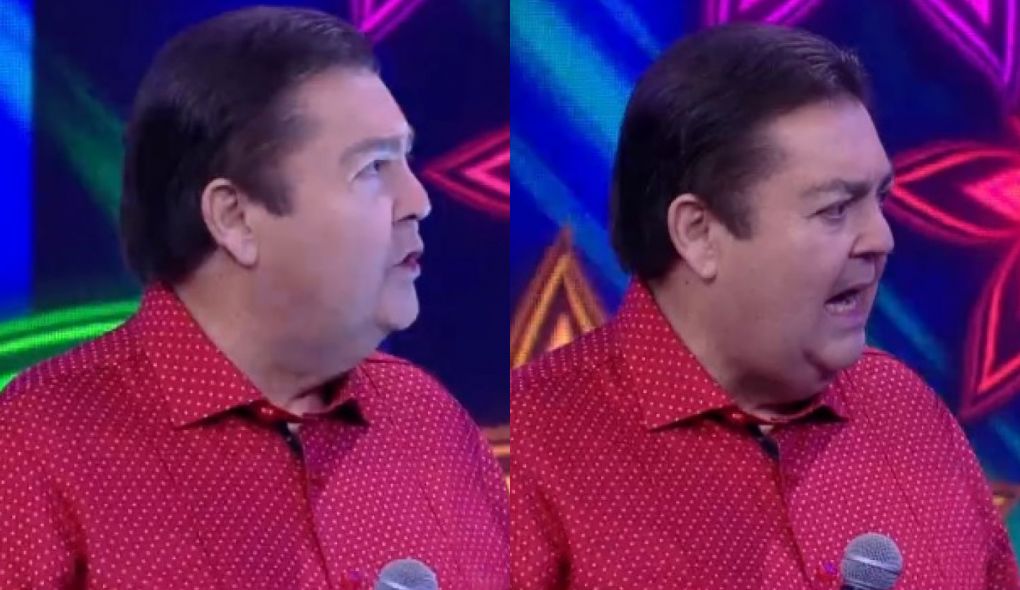 Faustao cantando no Domingao