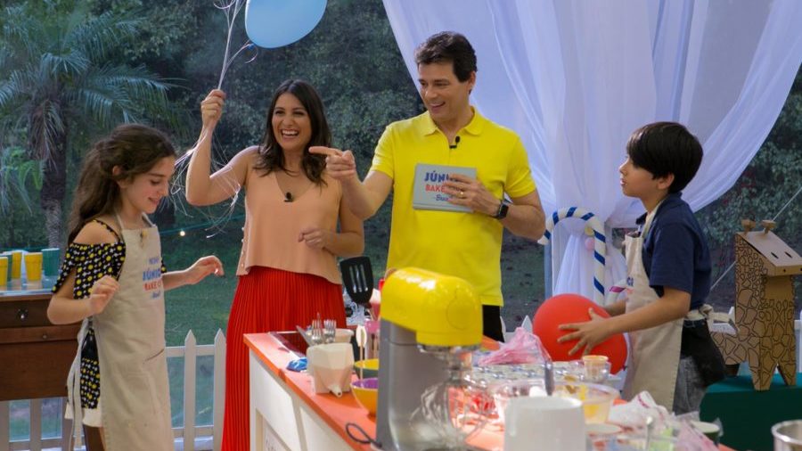 Celso Portiolli recria quadro Torta na Cara no Júnior Bake Off Brasil