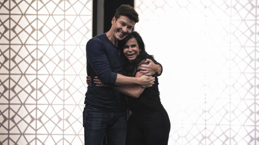 Rodrigo Faro e Gretchen em Hora do Faro
