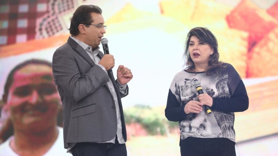 Roberta Miranda e Geraldo Luis no Domingo Show