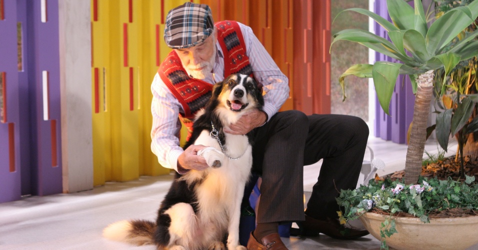 Cão fez sucesso na escola em que se passava a novela infantil (Reprodução/SBT)
