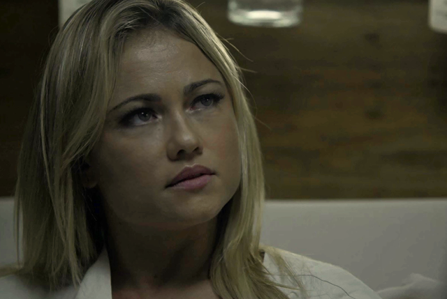Suzy (Ellen Rocche) de O Outro Lado do Paraíso