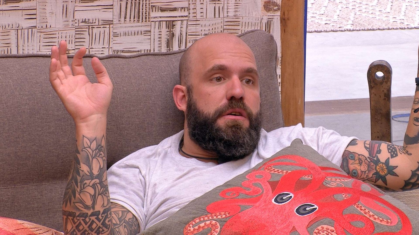 Caruso detona grupo perdedor no BBB18 (Reprodução: TV Globo)