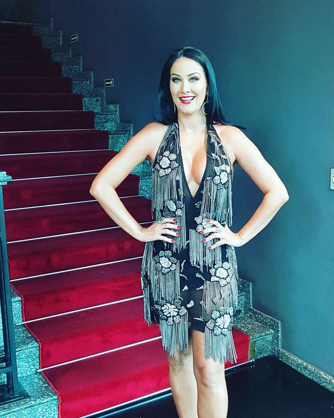 Helen volta de Salvador diretamente para o Jogo dos Pontinhos no SBT (Reprodução: Instagram)