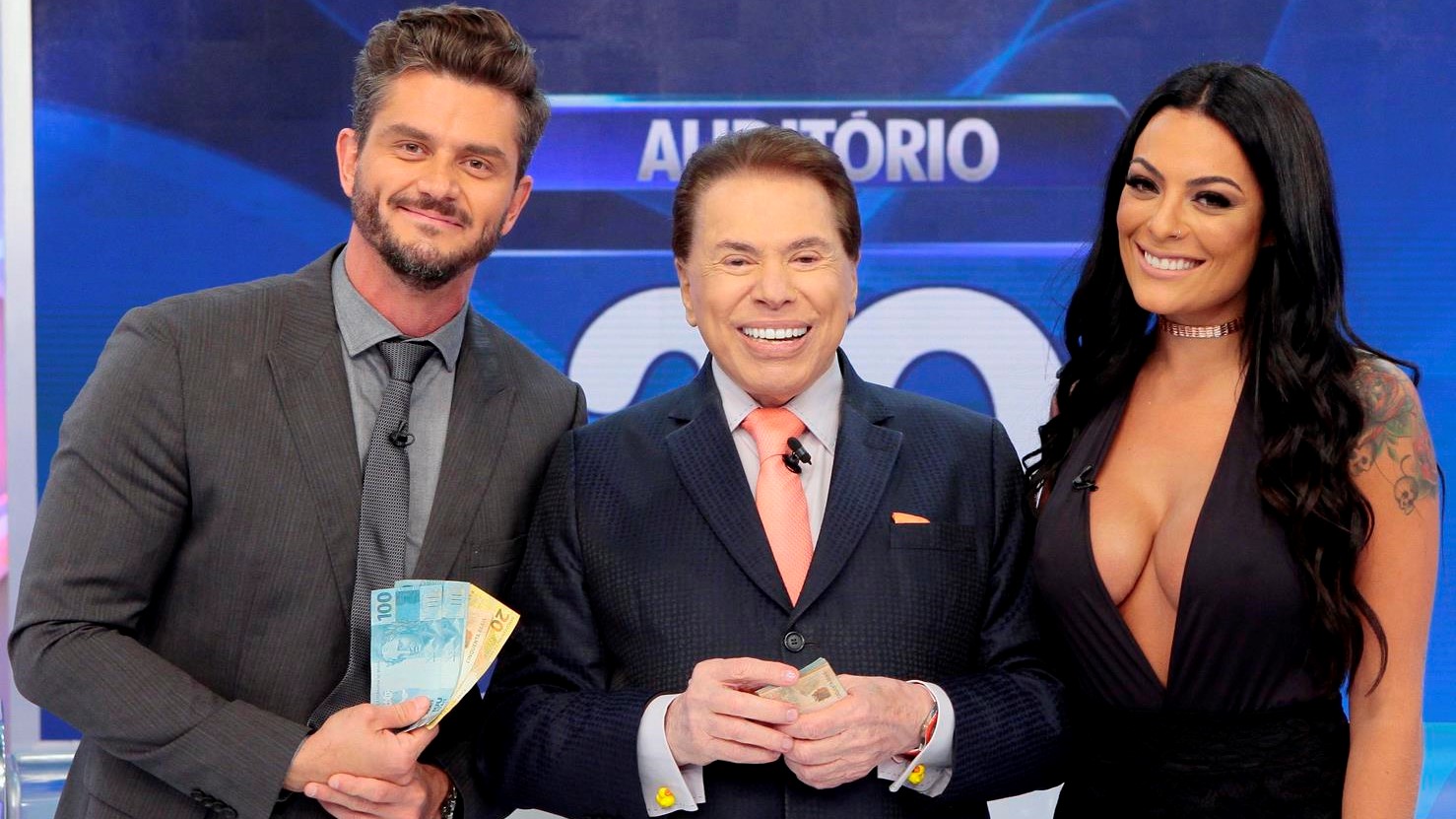 Marcos Harter e Monique Amin participam do Programa Silvio Santos deste domingo