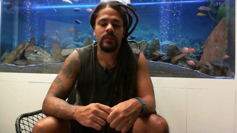 Viegas se diz triste com briga entre ele e Nayara no BBB18 (Divulgação)